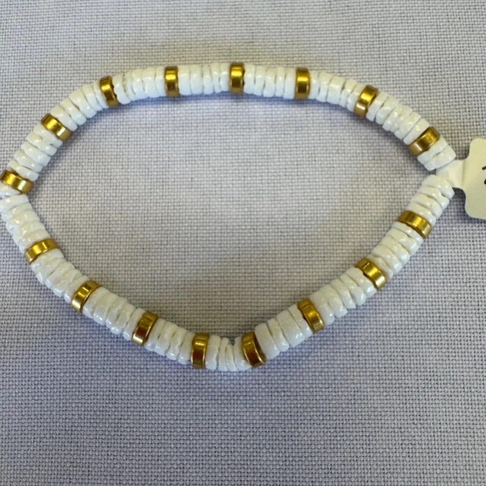 Madewell Puka Shell Gold Bead Stretch Bracelet - Picture 2 of 4